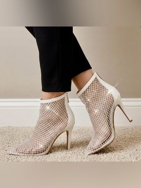 Charles by Charles David Pursue Rhinestone Mesh Booties White 5.5M